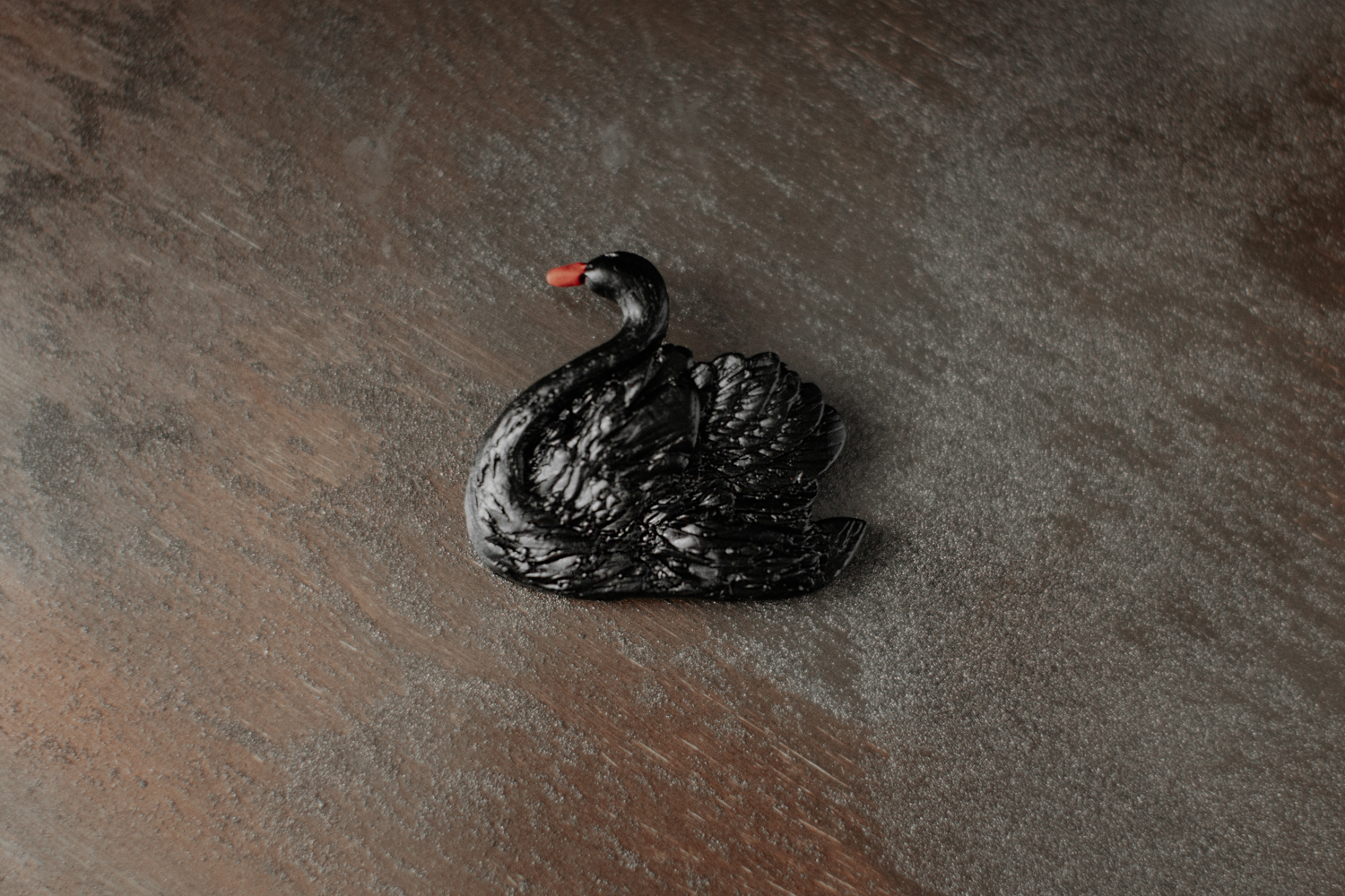 Piespraude "Melnais gulbis"