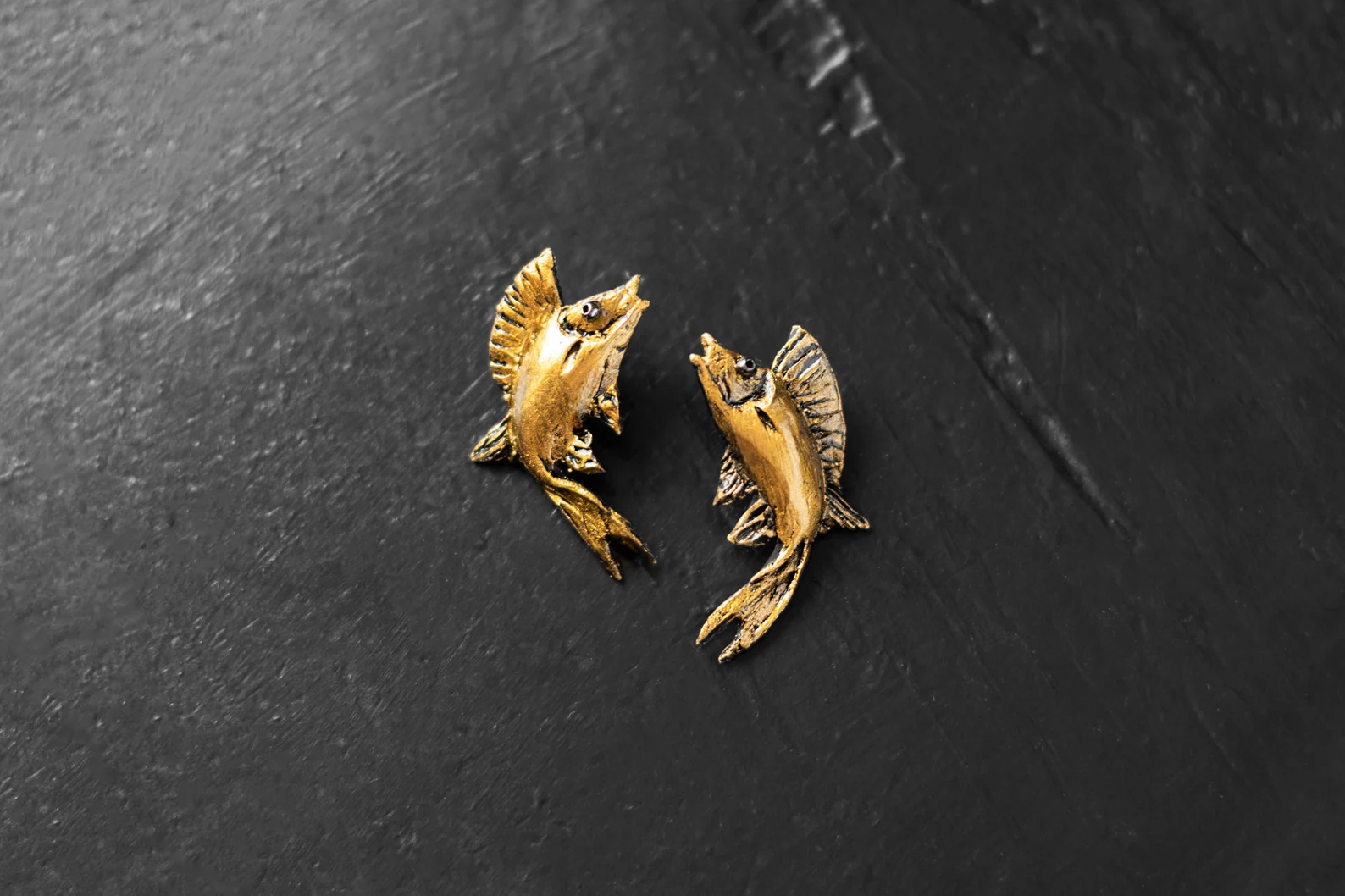 Auskari "Zelta zivtiņa"