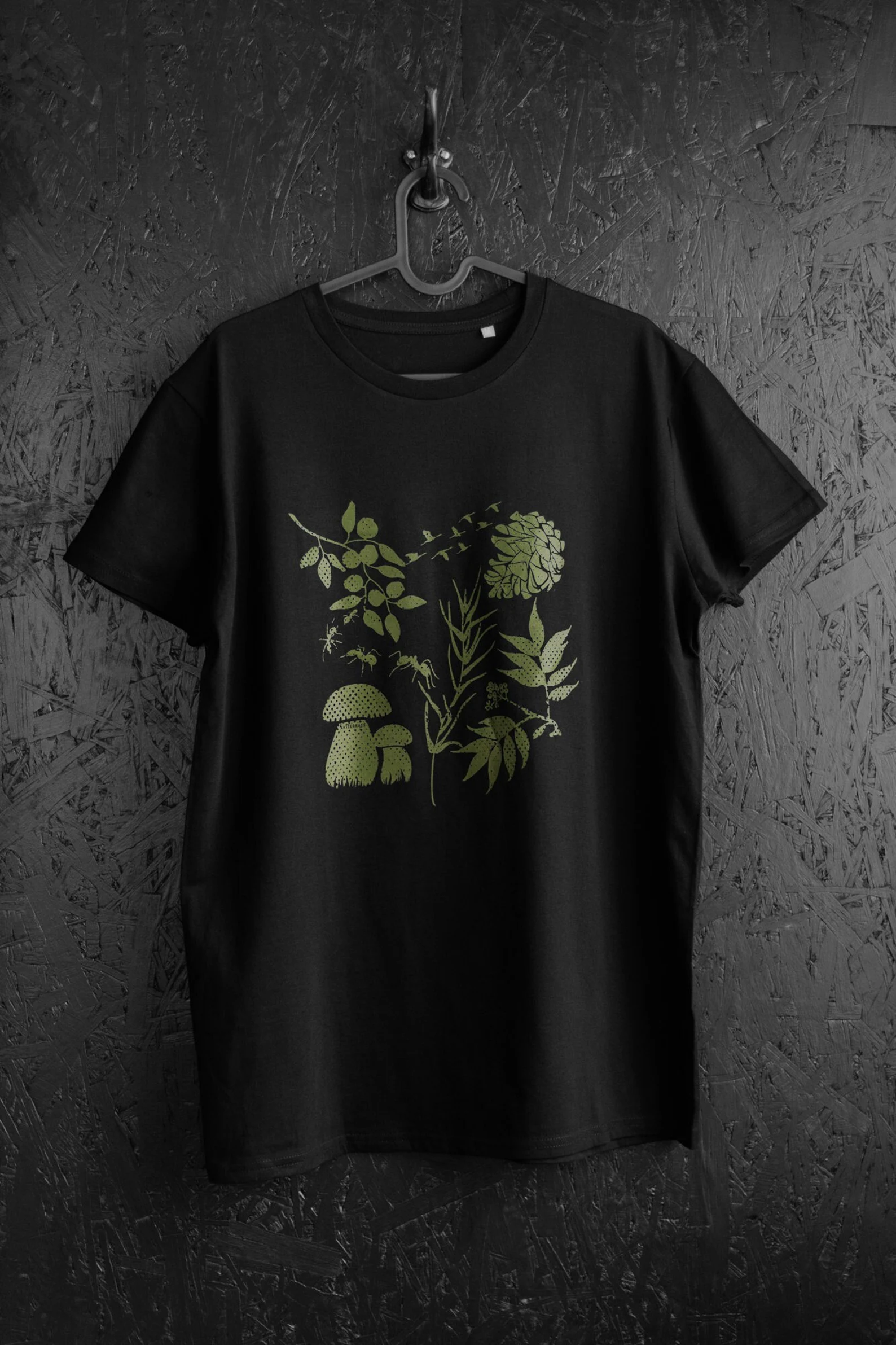 T-krekls "Meža dārgumi"