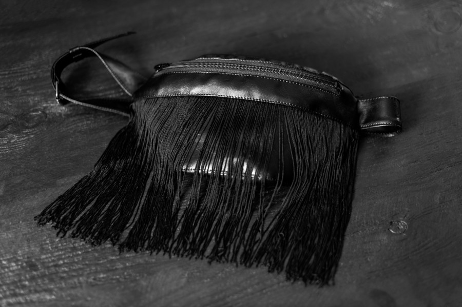 Jostassoma "Krauklis" ar bārkstīm