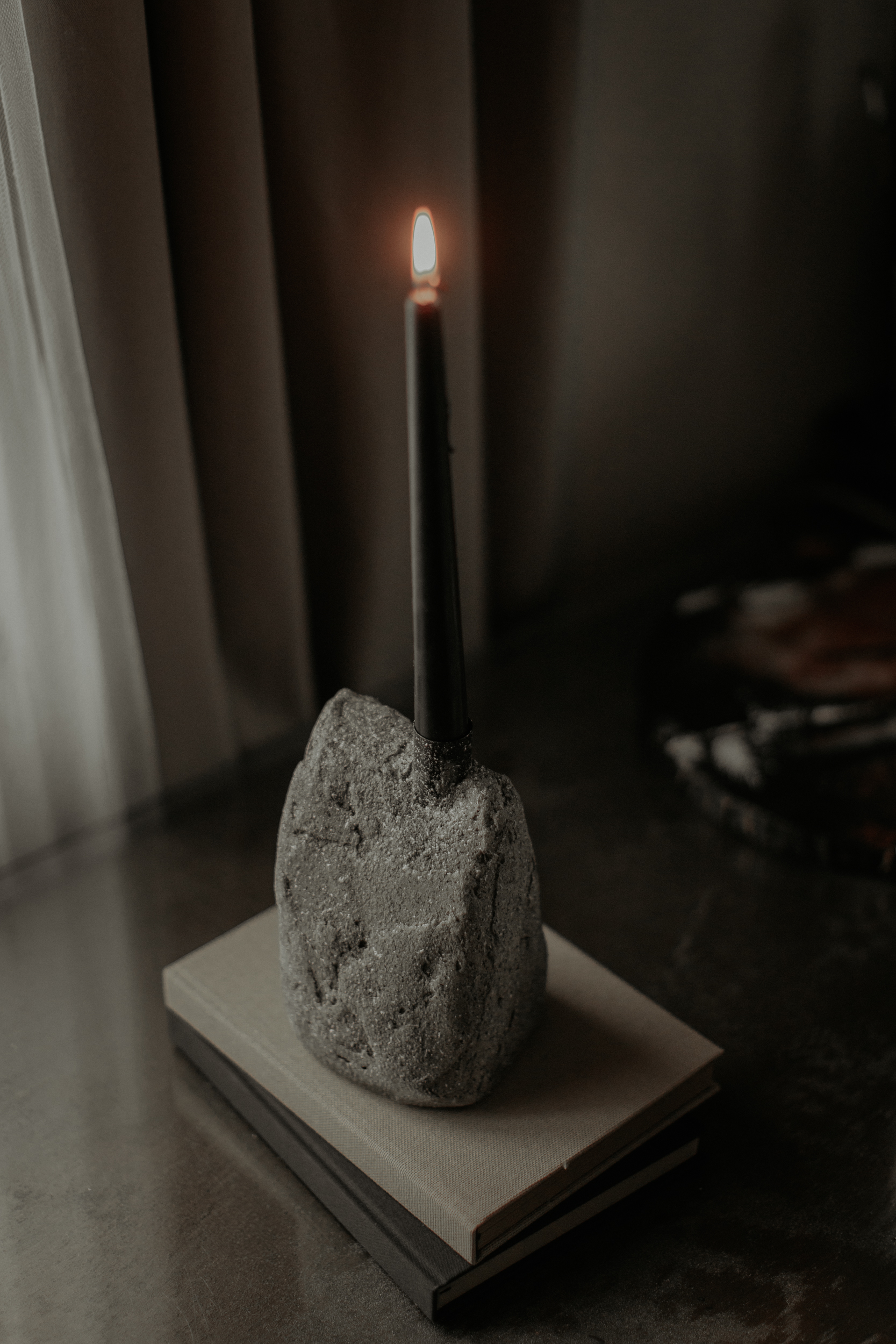 Svečturis "Vārna"